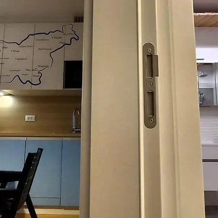 & Burgers Rezidenca Pipanova Λιουμπλιάνα