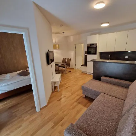 Rezidenca Pipanova Aparthotel 4*