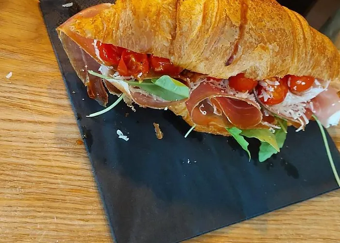 & Burgers Rezidenca Pipanova Aparthotel