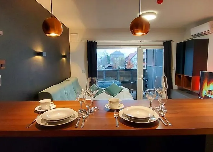 & Burgers Rezidenca Pipanova Aparthotel Ljubljana