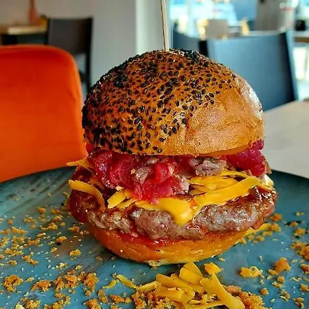 & Burgers Rezidenca Pipanova Apartahotel 4*