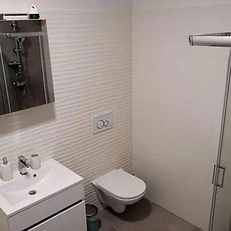& Burgers Rezidenca Pipanova Apartahotel Liubliana