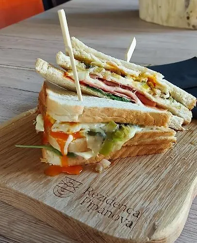 & Burgers Rezidenca Pipanova Lejlighedshotel 4*