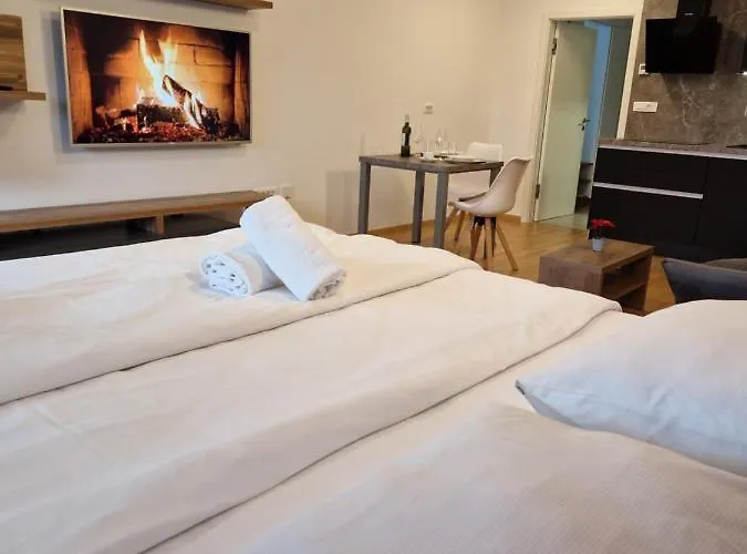 & Burgers Rezidenca Pipanova Lublaň