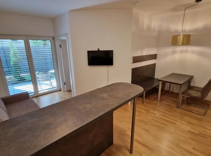 & Burgers Rezidenca Pipanova Apartmanhotel 4*